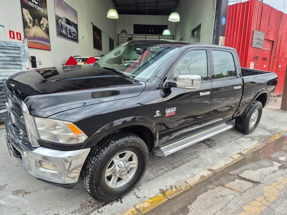 DODGE RAM 6.7 2500 LARAMIE 4X4 CD I6 TURBO DIESEL 4P AUTOMÁTICO